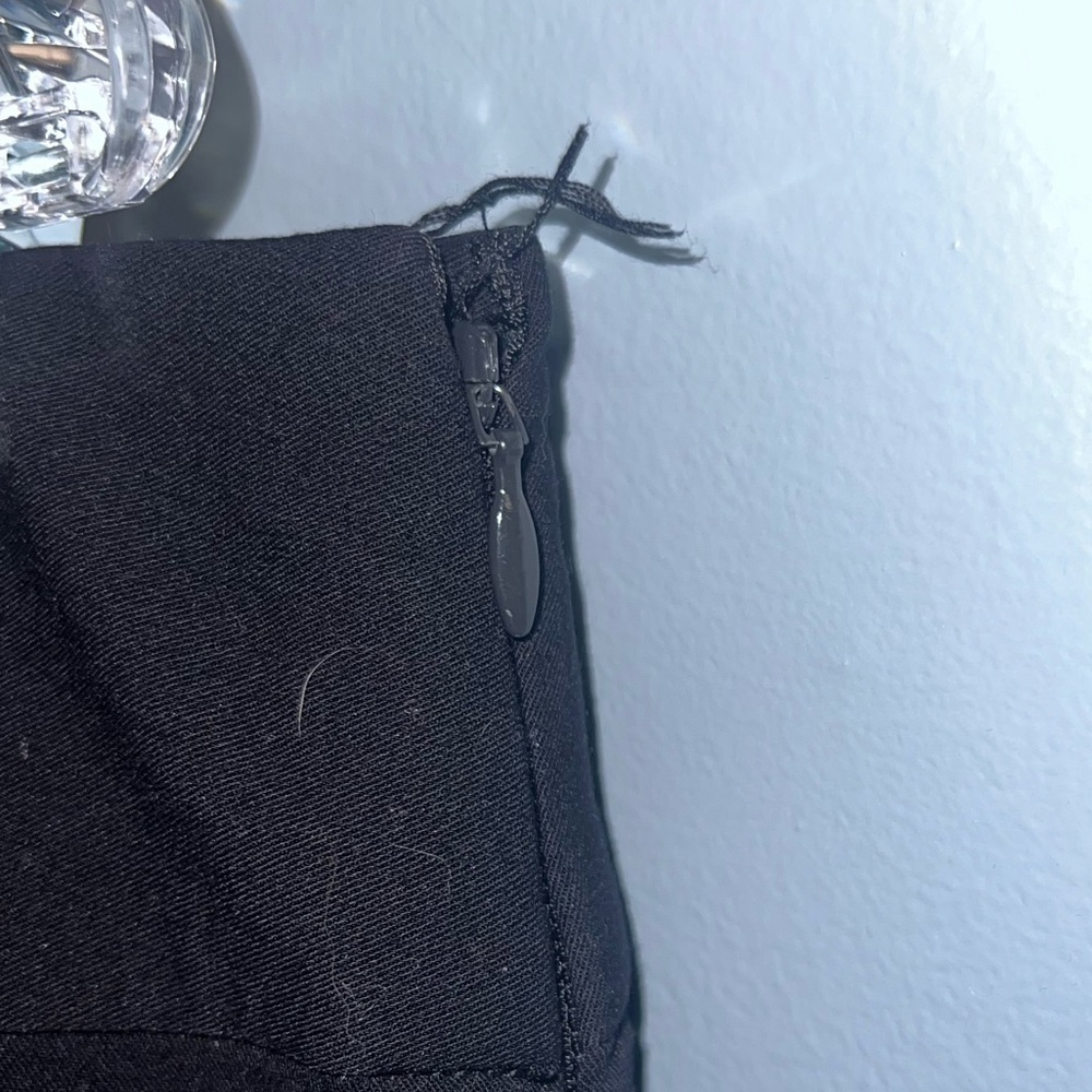 Liz claiborne- black skirt - Picture 5 of 6